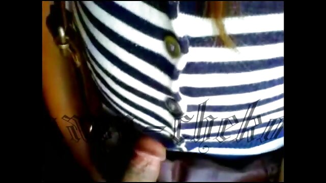 Faire la lessive et un film porno arabe se masturber sur la sécheuse