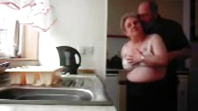 ADOLESCENTE AMÉRICAINE AUX GROS porno arabe live SEINS NATURELS