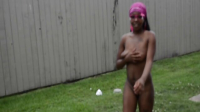 Bikini brillant joi film irotik arab