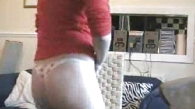 Kirsten baise une milf chaude à film porno parle arabe gros seins
