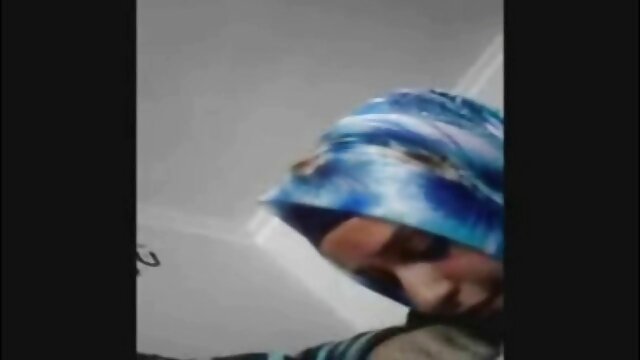HotWife aide à faire des affaires porno arab mp3
