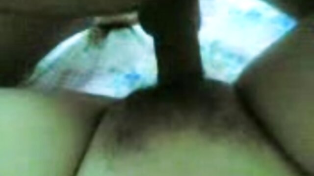 Jeune chienne se fait baiser porno arabe professionnel avec des vieux