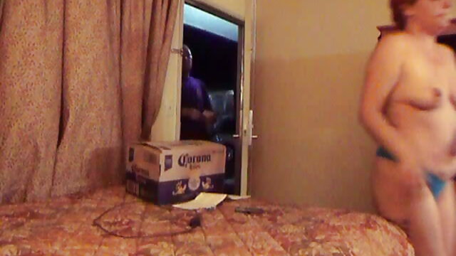 Trashy girl s'habitue. film arab xxl